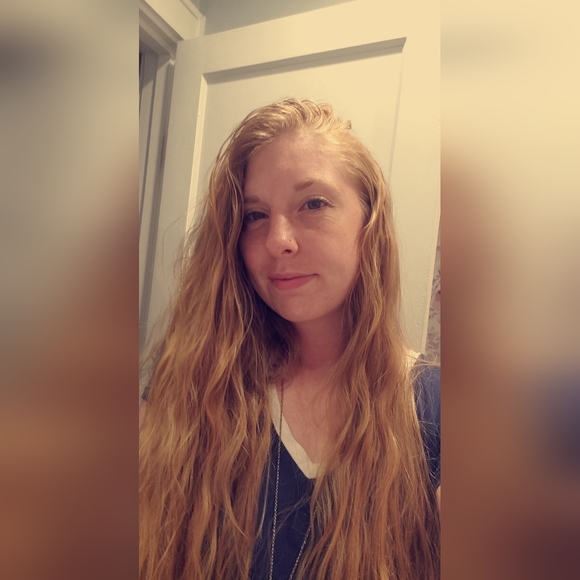 Meet your Posher, Victoria - Picture 2 of 2